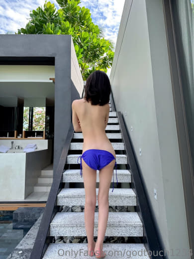 【2023-08-04】I'll give you a bath.m4v