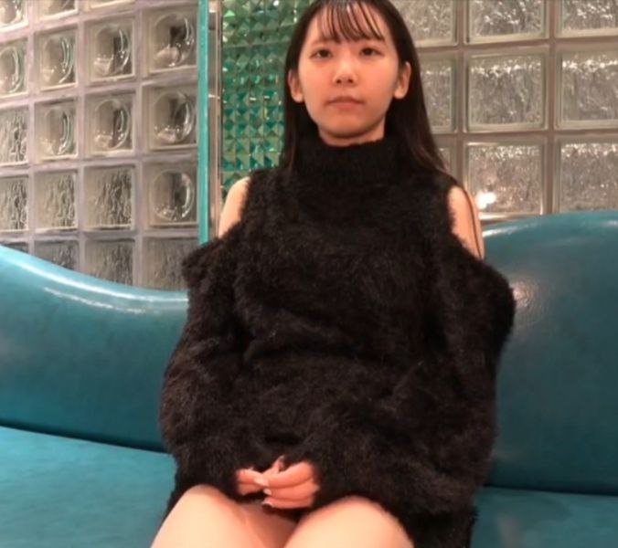 冷艳颜值女神被炮友各种操 近距离特写舔蛋 爸爸用大JB插我 淫语骚话娇喘不断 对着镜头进进出出猛操